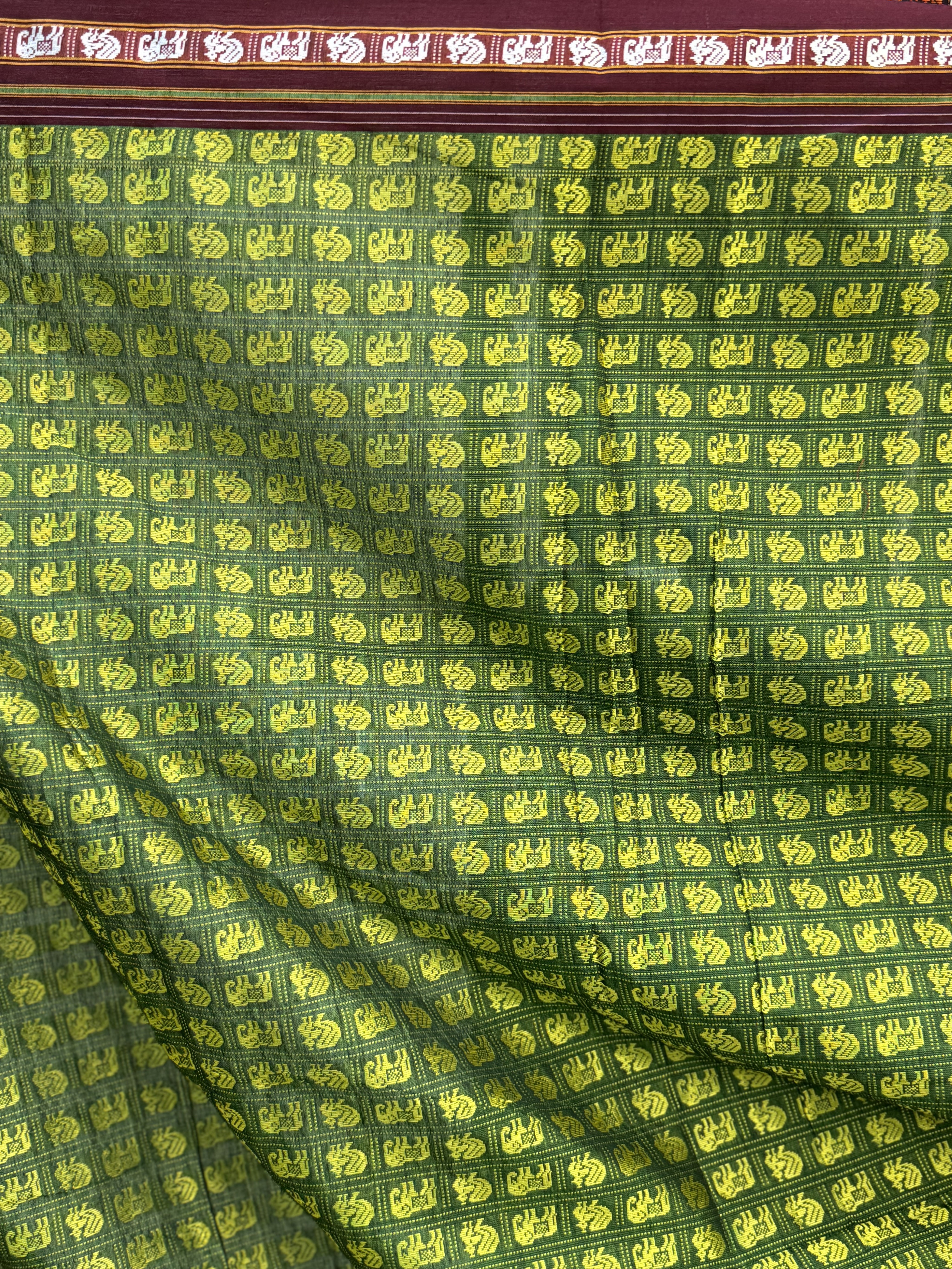 Green-Parrot Green Hathi Mor Khun Saree - SRGPGHMKS33