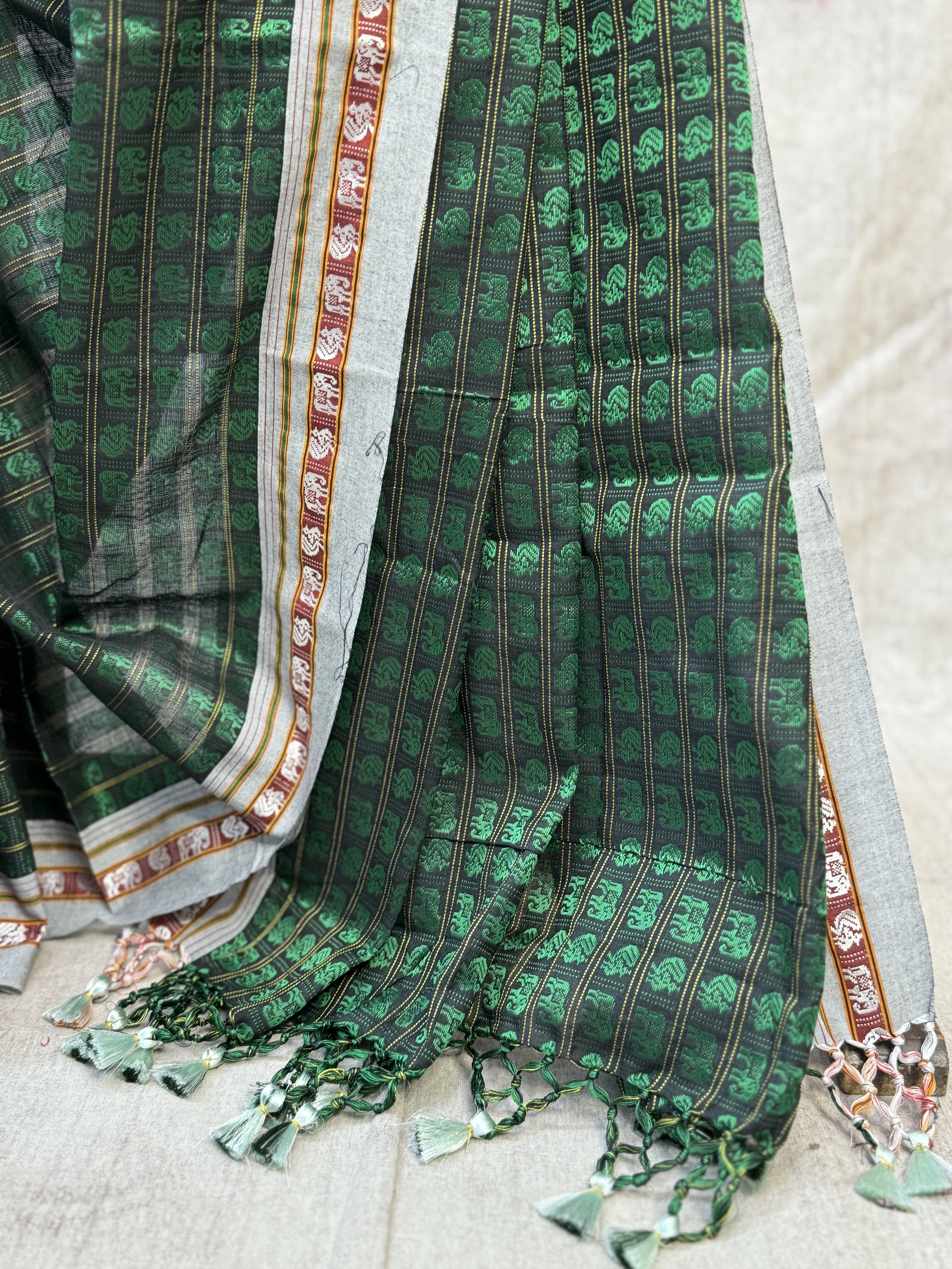 Black-Green Hathi Mor Khun Saree - SRBGHMKS38
