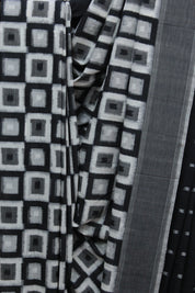 Black-White Pochampalli Cotton Ikat Saree - SRBWPCIS331
