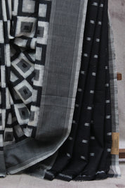 Black-White Pochampalli Cotton Ikat Saree - SRBWPCIS331