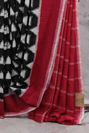 Black Pochampalli Cotton Ikat Saree - SRBPCIS370