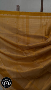 Off White Maheshwari Saree - SROWMS748