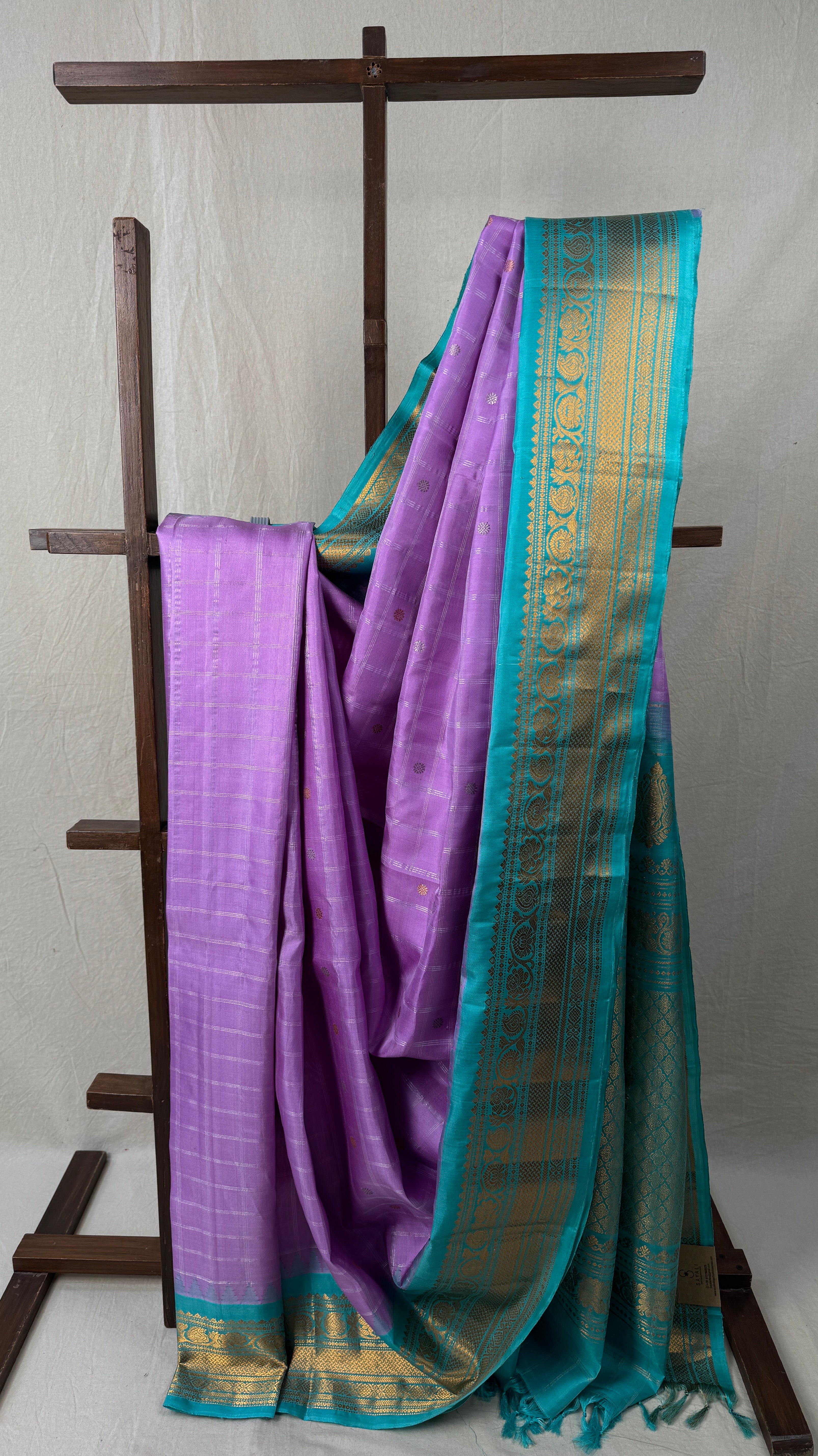 Lavender Gadwal Silk Saree - SRLGSS558