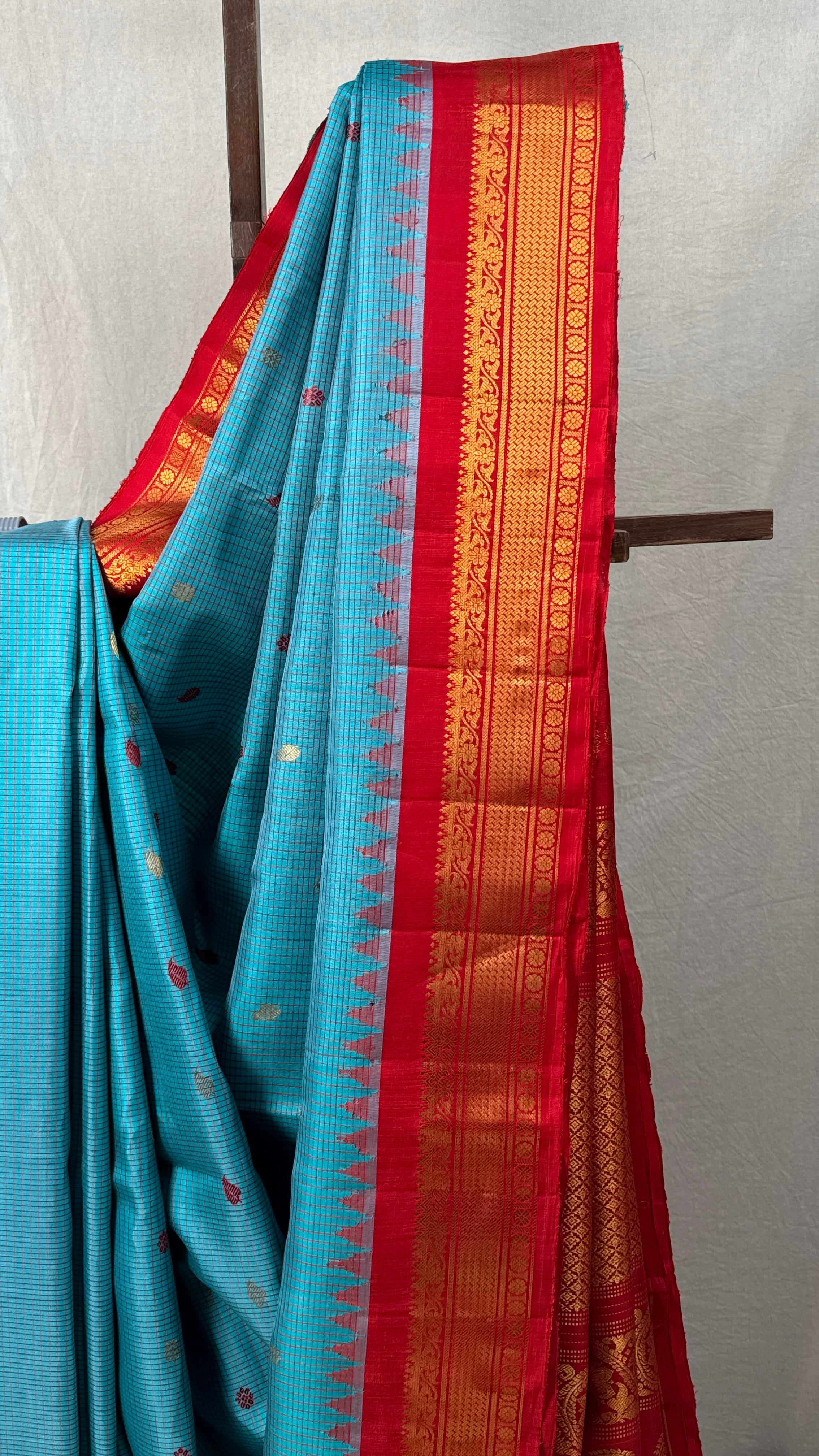 Sky Blue Gadwal Silk Saree - SRSBGSS567