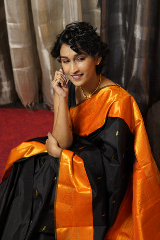 Black Kanjeevaram Silk Saree-SRBKSS491