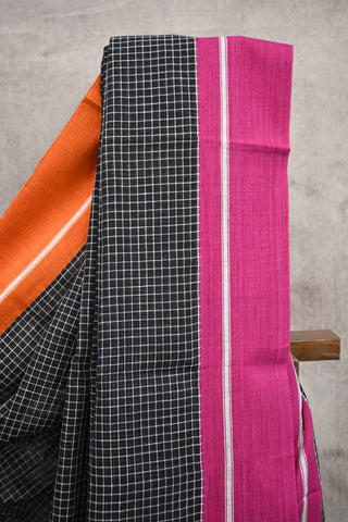 Black Big Checks Cotton Patteda Anchu Saree With Pink-Orange Border