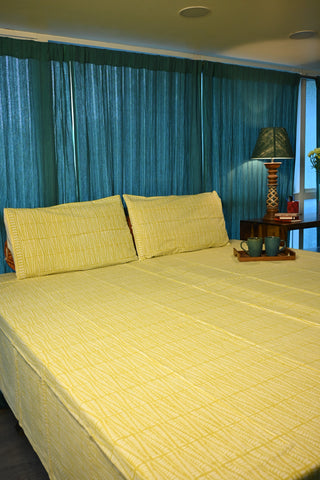 White And Yellow Double Bedsheet