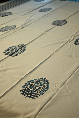 White-Indigo HBP Cotton Single Bedsheet With Big Plant Motifs