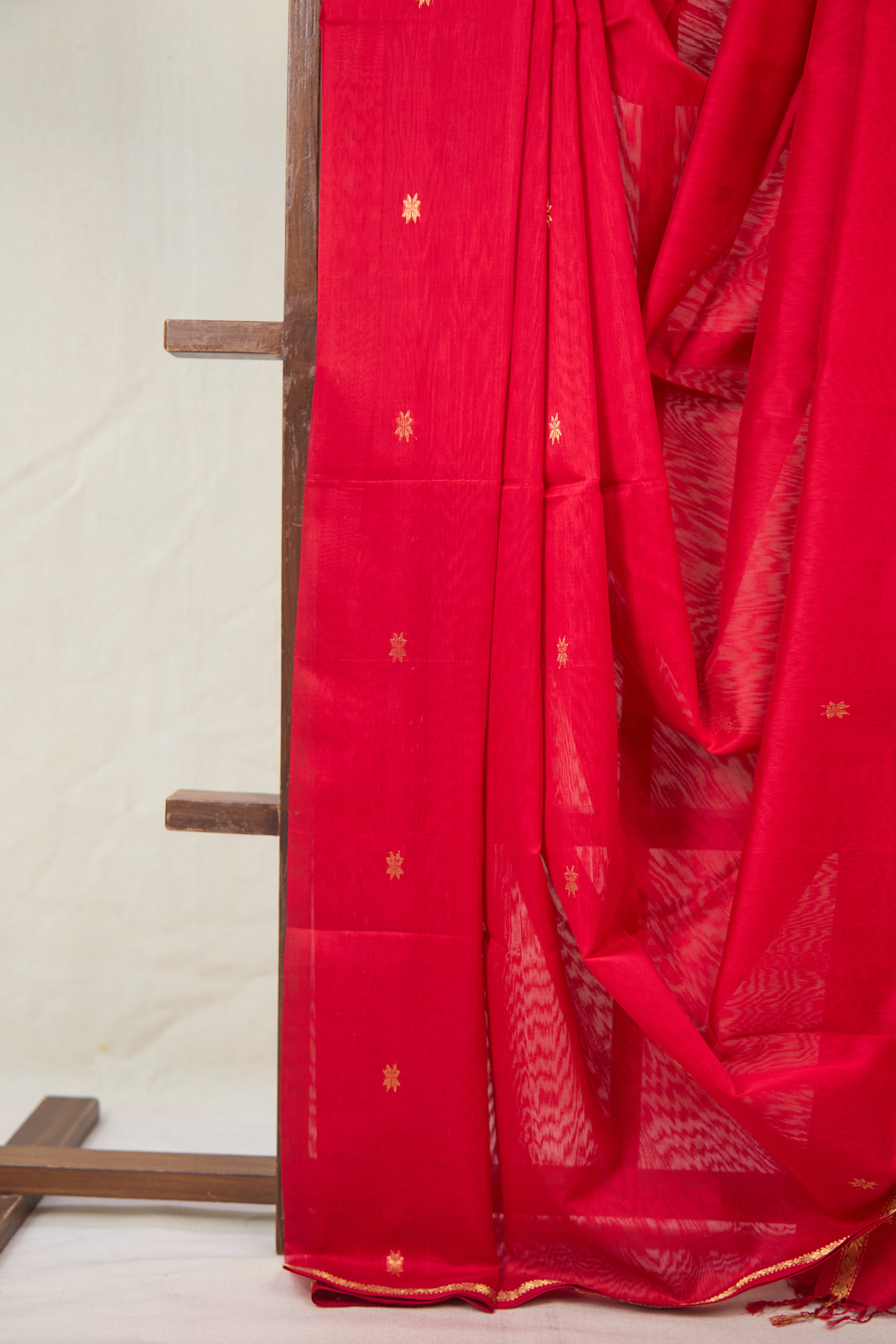 Red Maheshwari Saree - SRRMS1074