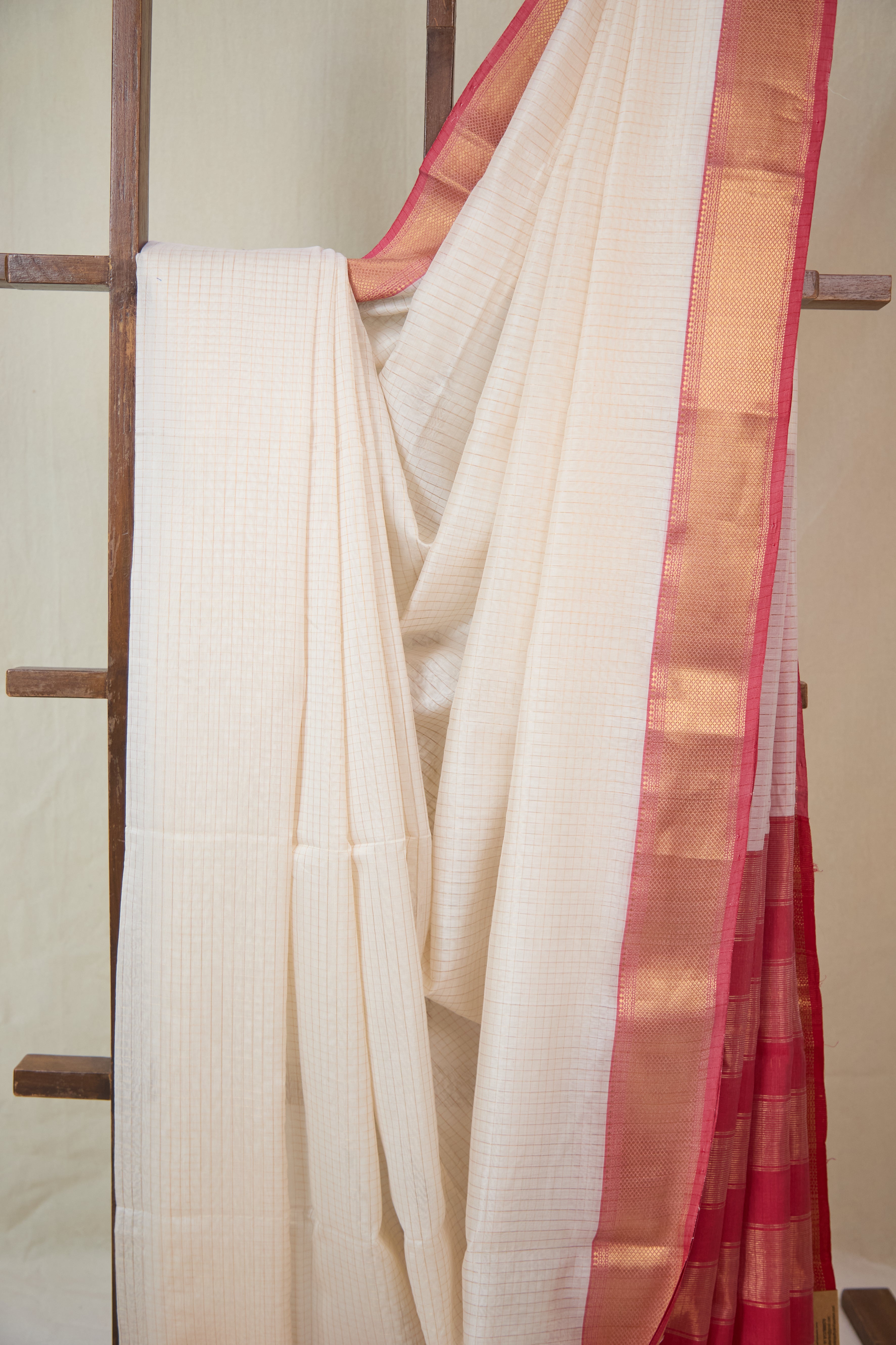Off White Maheshwari Saree - SROWMS1076