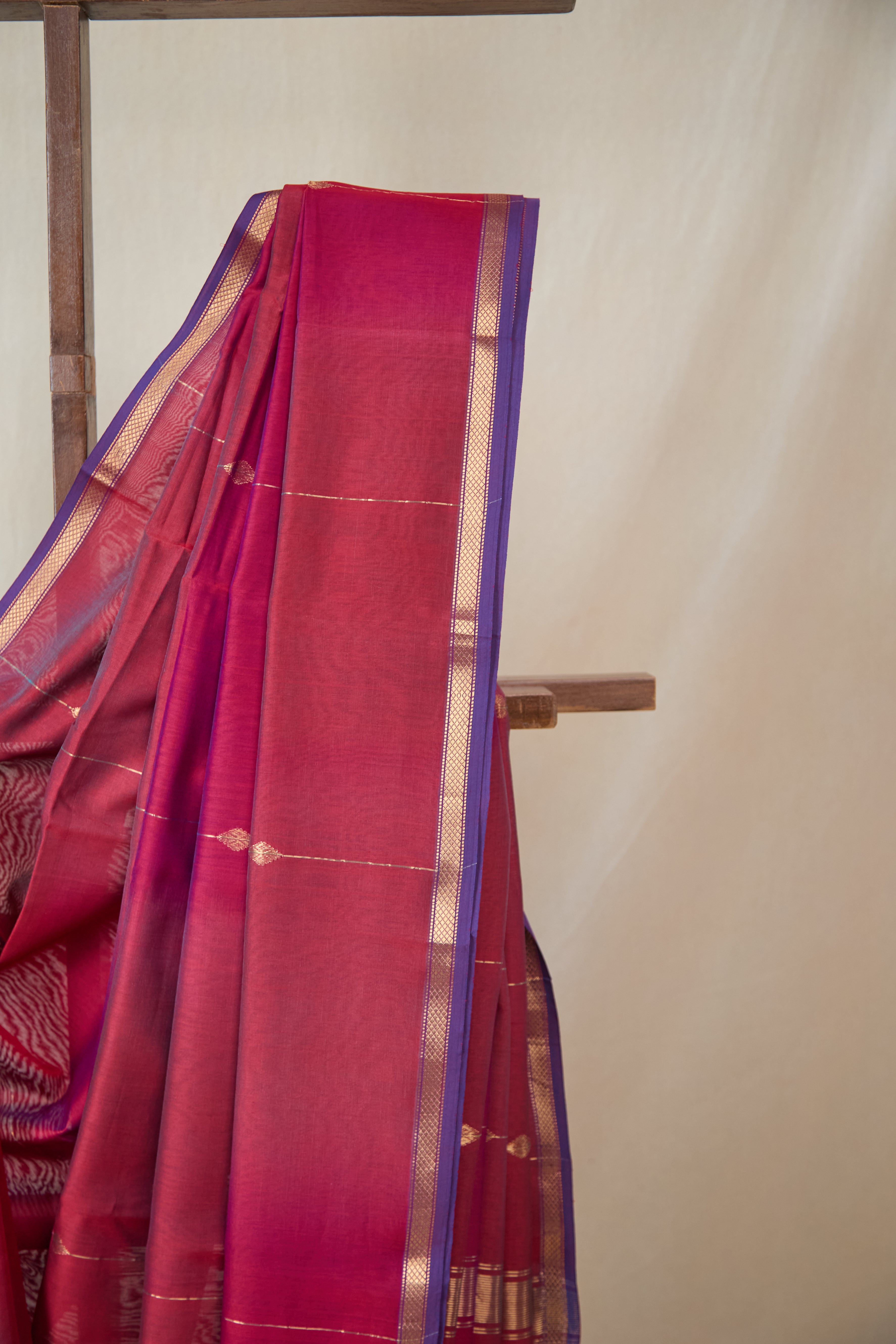 Two Tone Maroon Maheshwari Saree - SRTTMMS1060