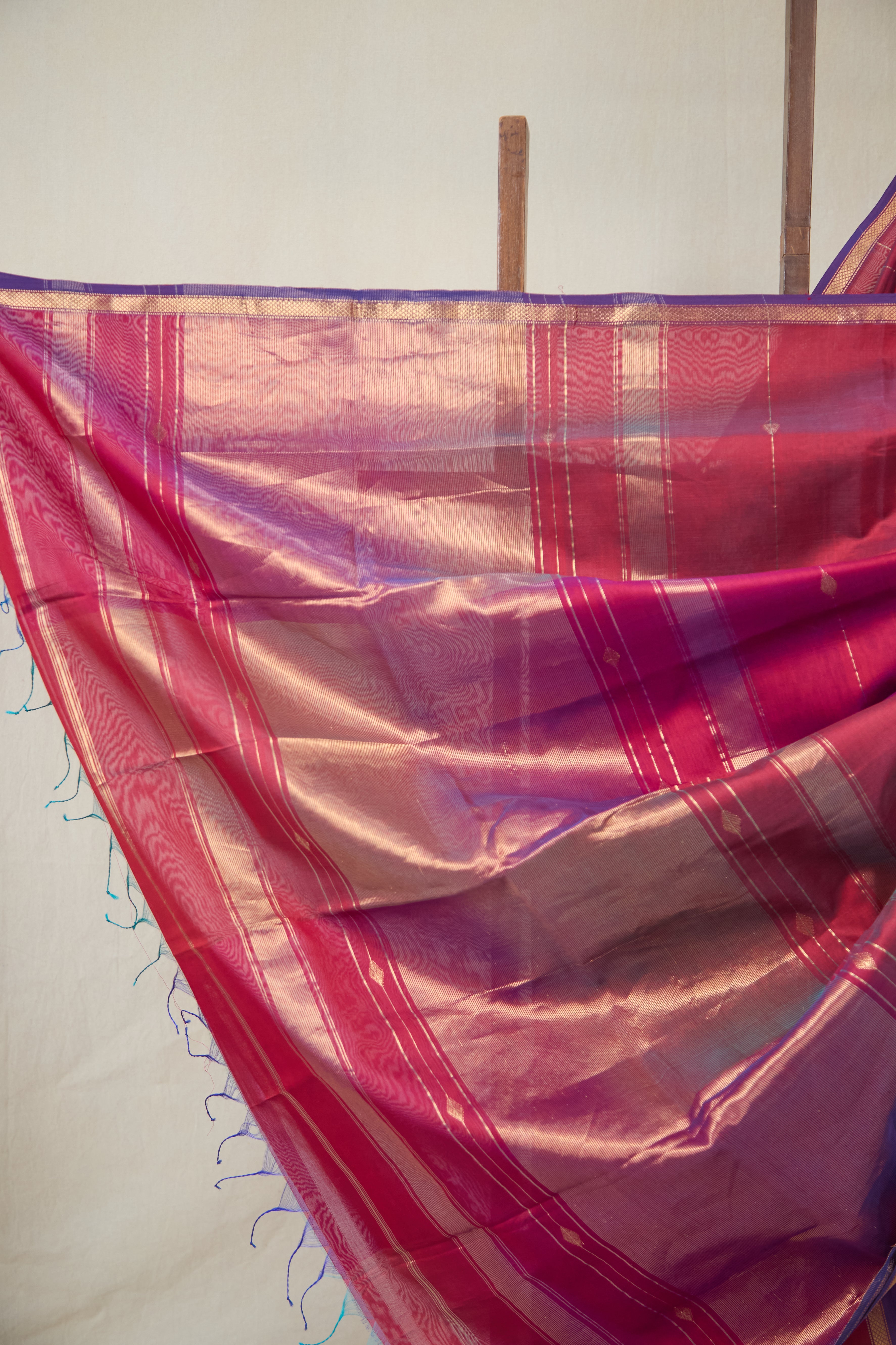 Two Tone Maroon Maheshwari Saree - SRTTMMS1060