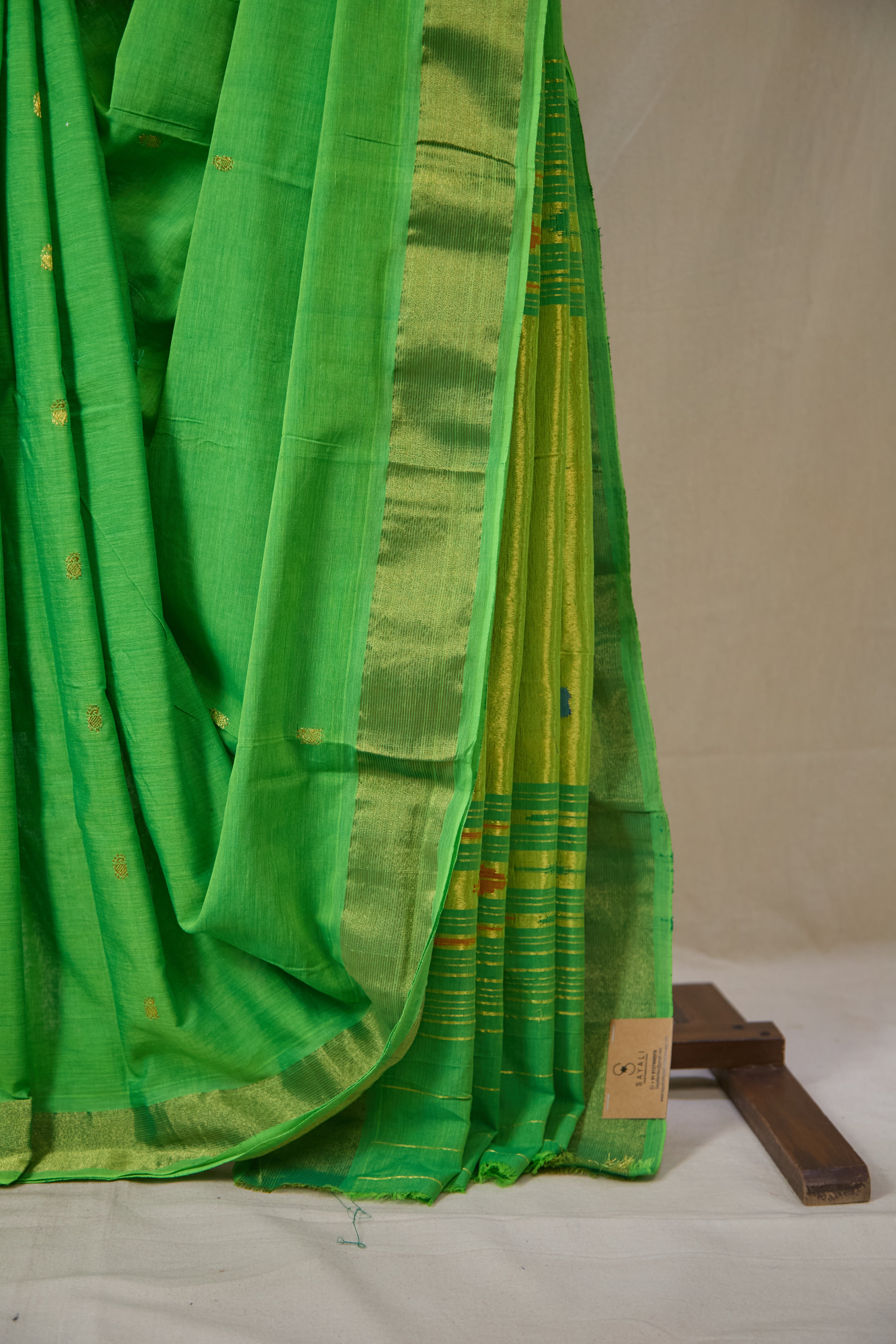 Parrot Green Cotton Paithani Saree - SRPGCPS729