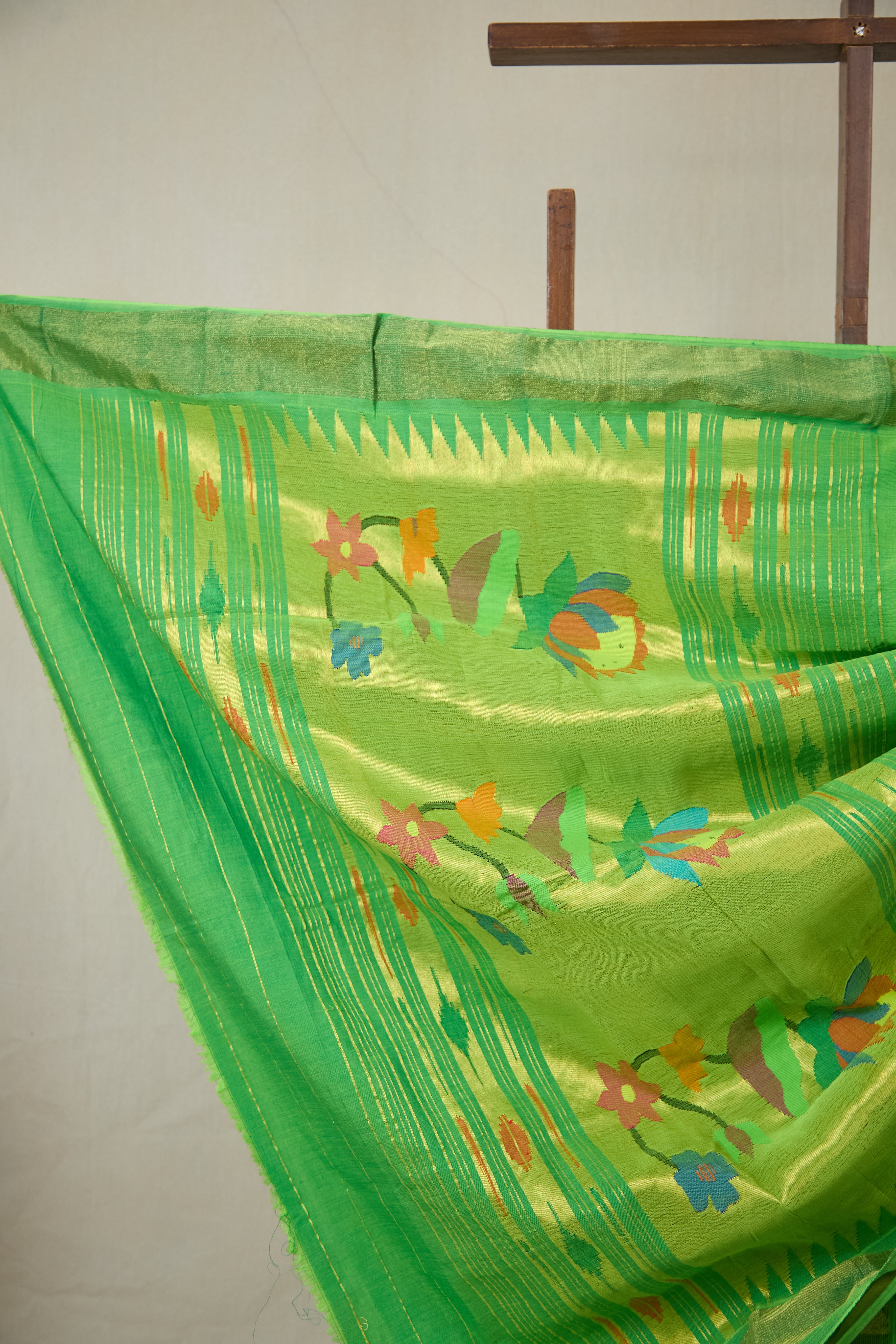 Parrot Green Cotton Paithani Saree - SRPGCPS729