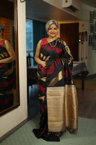 Black Kanjeevaram Silk Saree With Marron And Golden Stripes 12