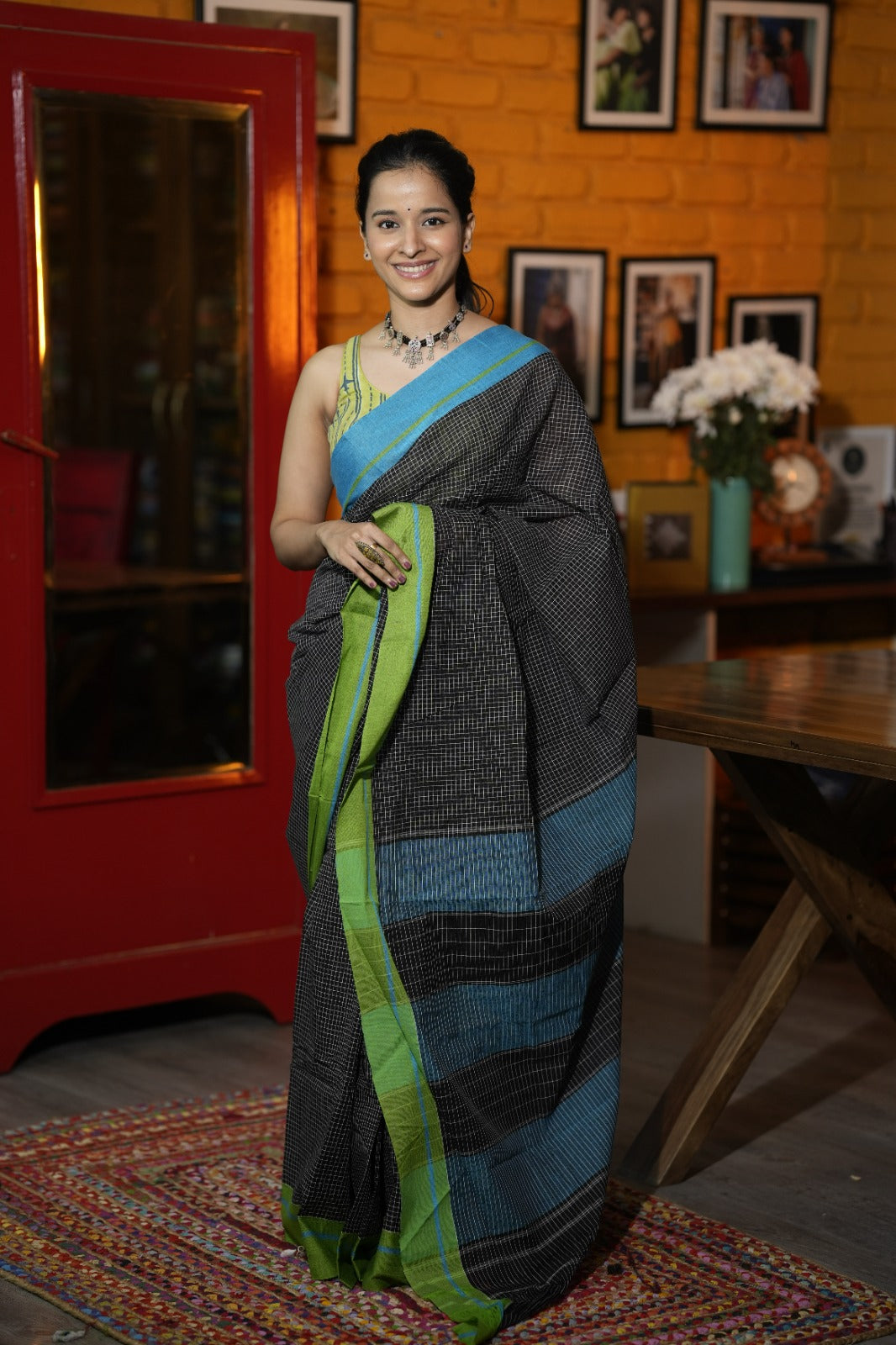 Big Checks Black Patteda Anchu With Border