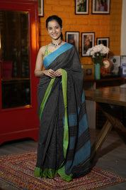 Big Checks Black Patteda Anchu With Border