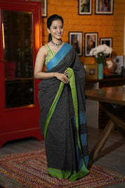 Big Checks Black Patteda Anchu With Border