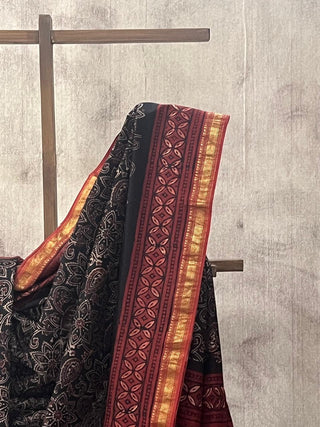 Black HBP Cotton Silk Saree With Maheshwari Border - SRBCSS738