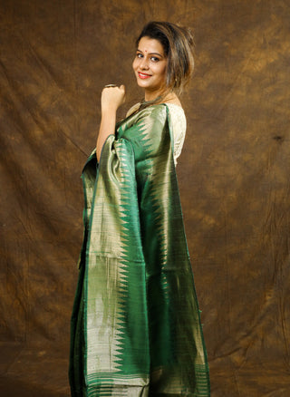 Leaf Green Raw Silk Saree With Big Temple Border